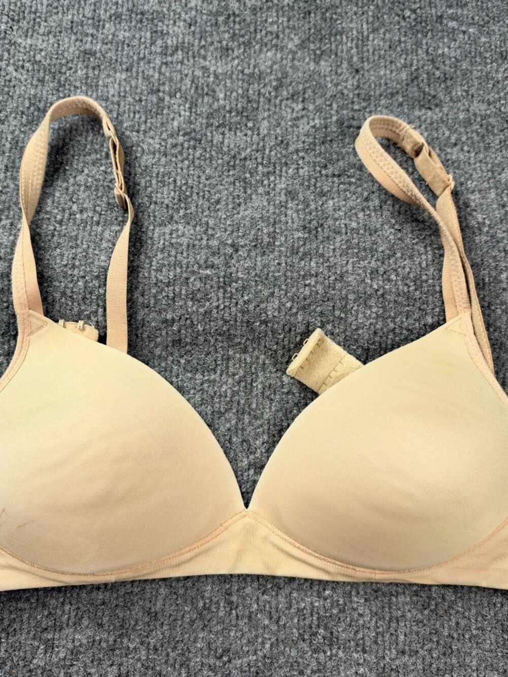 Warners 01298 Wire-Free Contour Bra 34A Nude Push Up Padded STAIN Flaw AS IS